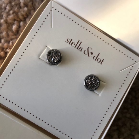 Stella & Dot Jewelry - Stella & Dot Earrings